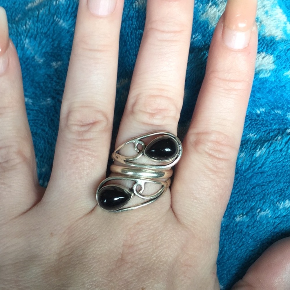 Black Onyx Silver Ring size 7 - Picture 2 of 2